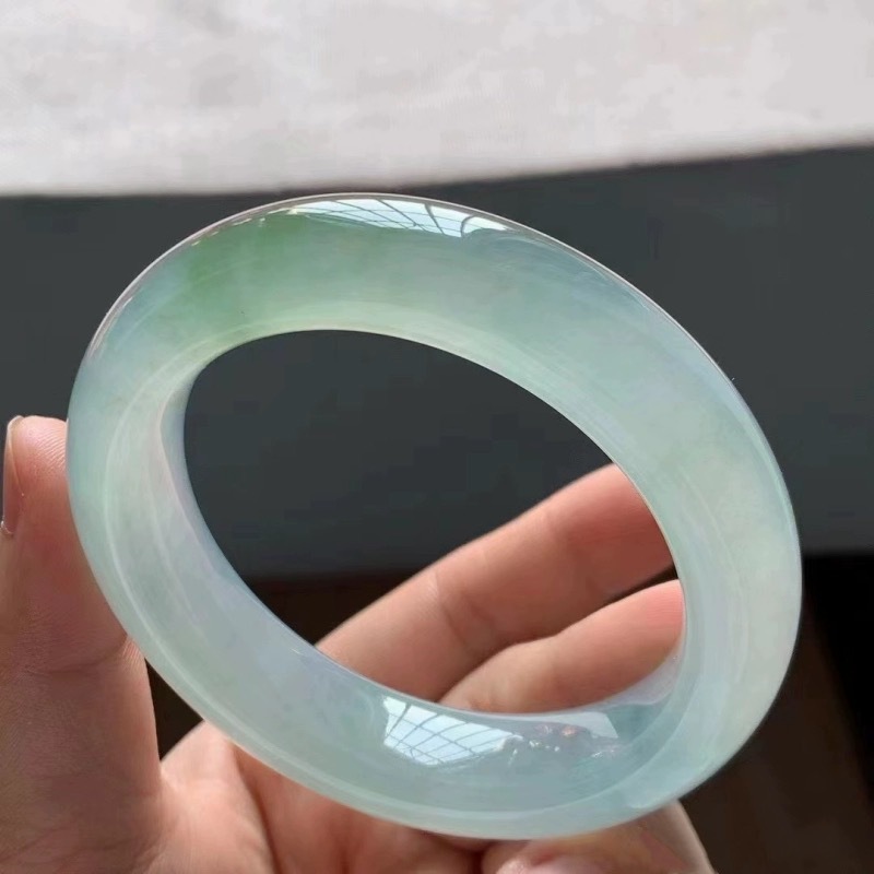 Lighting - Helles Eisjade-Armband für Mädchen, burmesisch-grünes, durchscheinendes